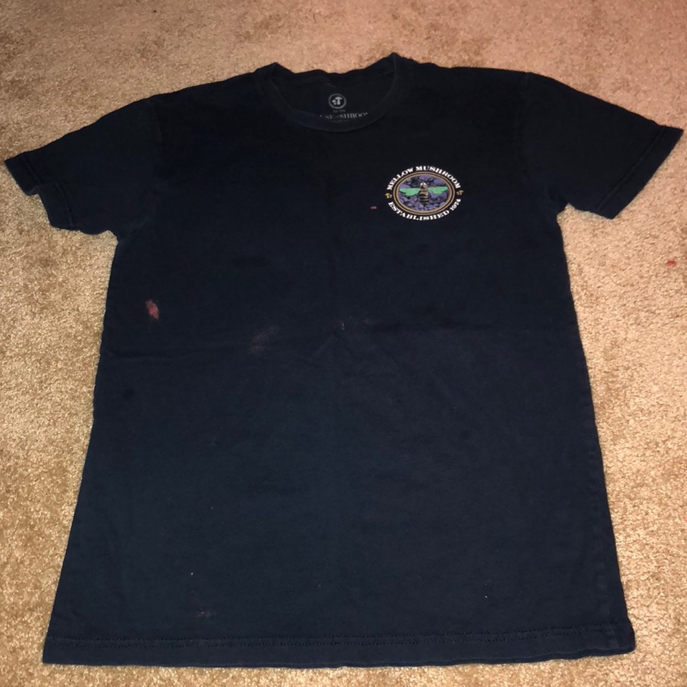 Navy mellow mushroom cotton t-shirt.